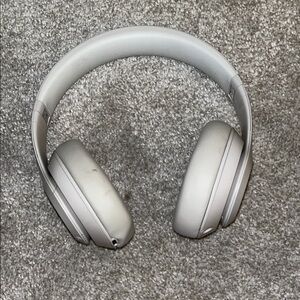 Beats by Dre Over-Ear Headphones - Silver